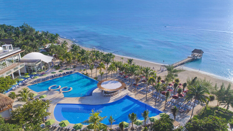 Essence @ The Fives Beach